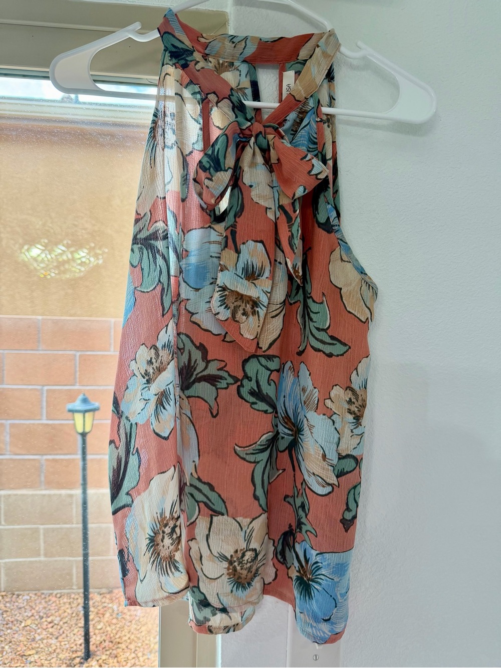 Active USA Floral Halter Neck Bow Tie Blouse - M